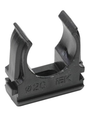 Держатель для труб (клипса) CF20 с защелкой черн. ELASTA IEK CTA10D-CF20-K02-100