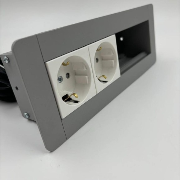 Встраиаемая модульная розетка Inrior на 2 EURO и свободные модули под стандарт Legrand 45x45 LD-04-80 Встраиаемая модульная розетка Inrior на 2 EURO и свободные модули под стандарт Legrand 45x45 LD-04-80