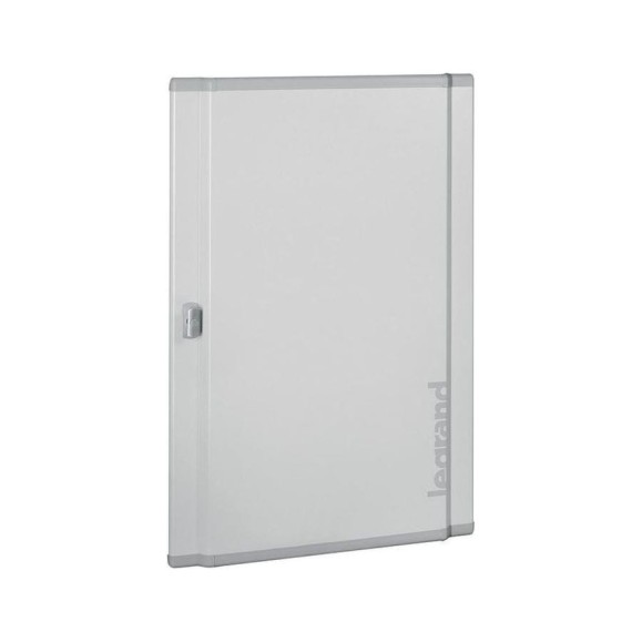 Дверь выгнутая Legrand XL³ 800 шириной 660 мм, металлическая, для шкафов Кат № 0 204 01 и щитов 021251 Дверь выгнутая Legrand XL³ 800 шириной 660 мм, металлическая, для шкафов Кат № 0 204 01 и щитов 021251