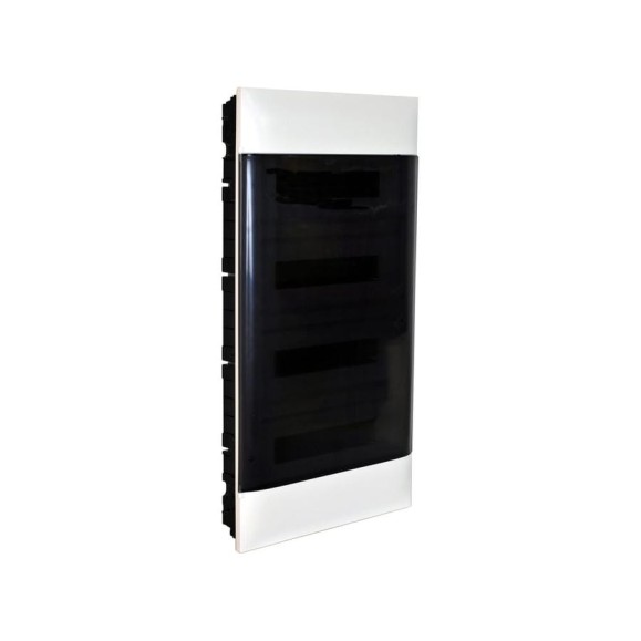 Пластиковый щиток Legrand Practibox S встраиваемый (в полые стены) 4x18 Дымчатая дверь 137579