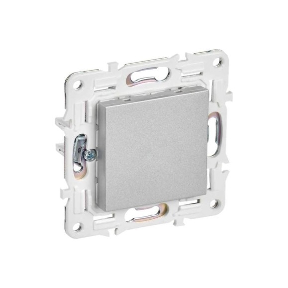 Заглушка с суппортом IEK SKANDY SK-C01S серебро SK-PL10-K23