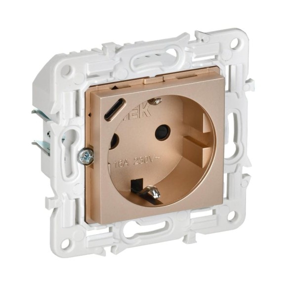 Розетка IEK SKANDY с з/к/ш 16А с USB C 18Вт SK-R17Sa песочный SK-R14-16-U14-018-K98