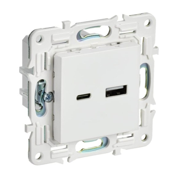 Розетка USB A+C IEK SKANDY 18Вт SK-R13W арктический белый SK-U22-018-K01