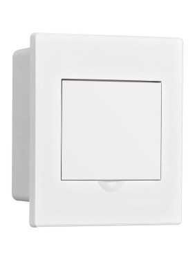 Корпус пластиковый Dekraft встраиваемый белая дверца 1 ряд 4 мод. IP41 ЩРВ-П 31080DEK