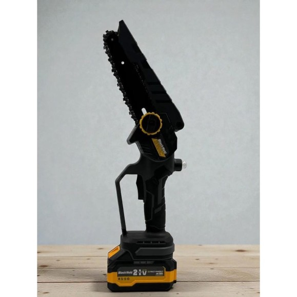 Бесщеточная цепная пила BlackWeld 21V 3.0Ah 150249