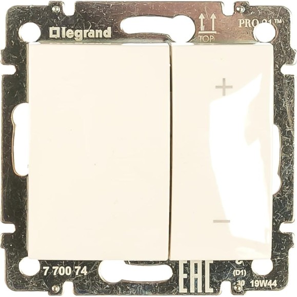 Диммер нажимной Legrand Valena 600Вт белый 770074