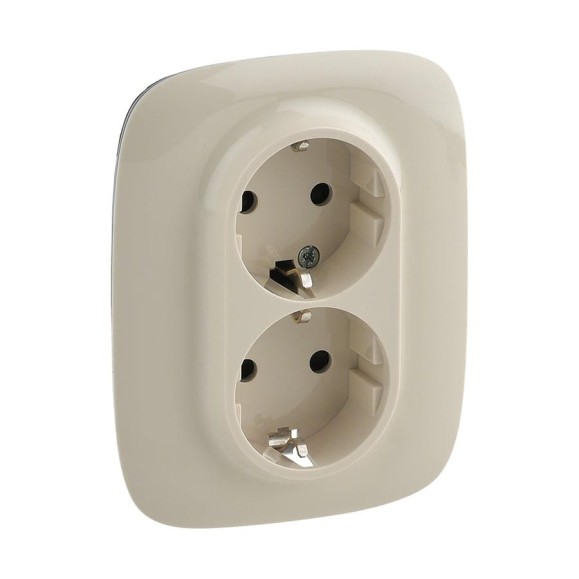 Силовая розетка Legrand Valena ALLURE двойная 2х2К+З 16А 250В с лицевой панелью.С защитными шторками.Безвинтовые зажимы.Слоновая кость 753826