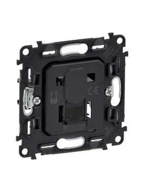 Информационная розетка Legrand Valena IN'MATIC одиночная RJ45 Кат.5е UTP 753070