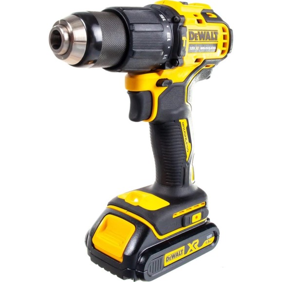 Компактная ударная дрель-шуруповерт DEWALT 18В DCD709S2T
