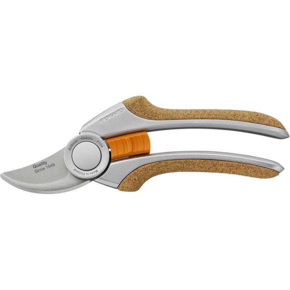 Плоскостной секатор Fiskars Quantum P100 1001434 (111970)