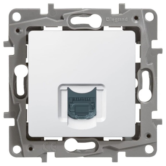 Розетка Legrand компьютерная RJ45 категория 6 UTP Legrand Etika белый 672253
