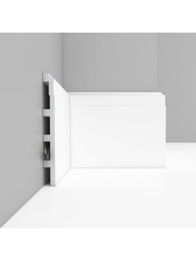 Напольный плинтус Decomaster 176х18х2000 мм A246