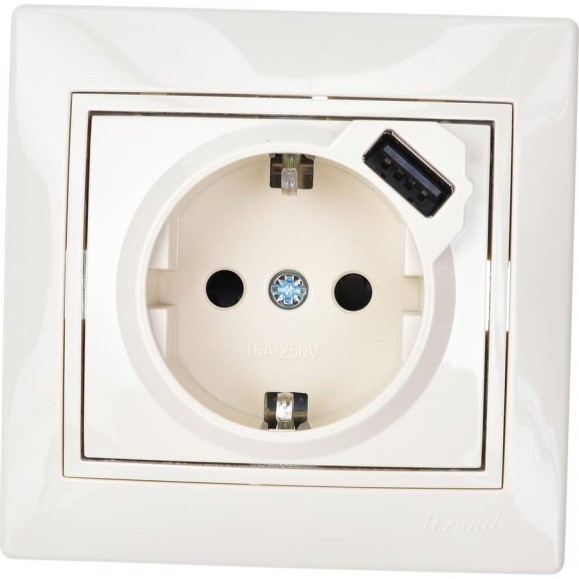 Розетка Lezard MIRA с заземлением + USB разъём, кремовый 701-0303-181 Розетка Lezard MIRA с заземлением + USB разъём, кремовый 701-0303-181